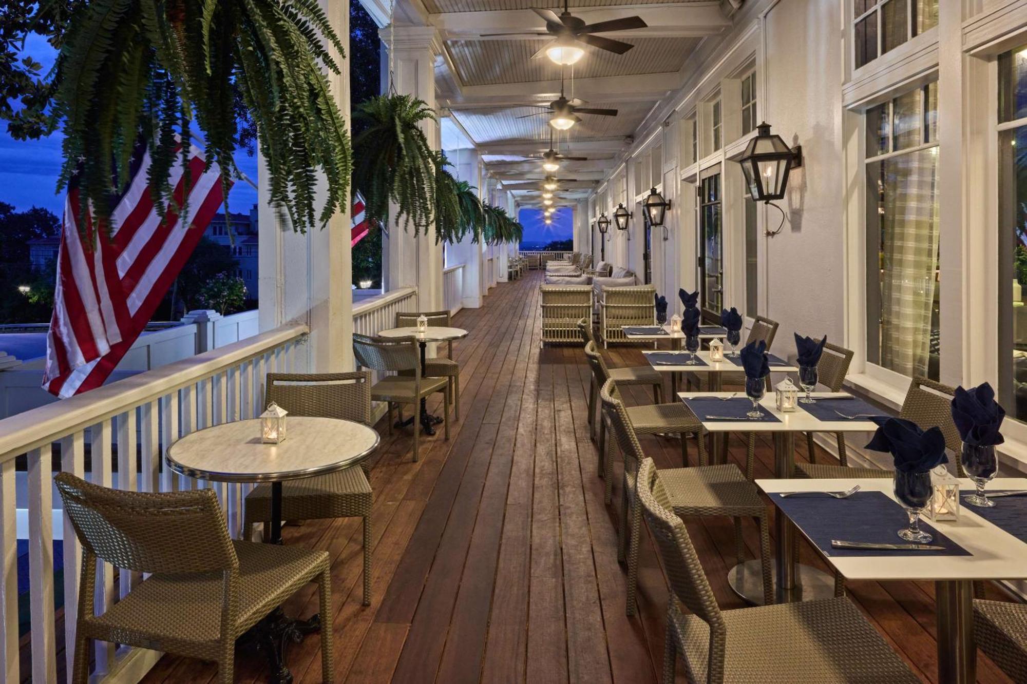 The Partridge Inn Augusta, Curio Collection By Hilton Екстериор снимка